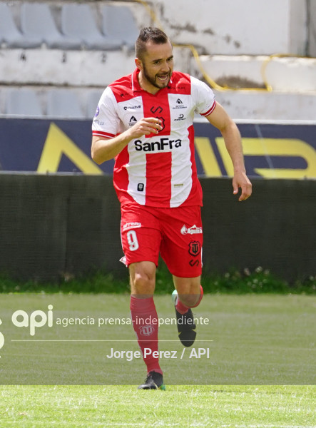 FBL LIGA ECUABET TECNICO VINO TINTO