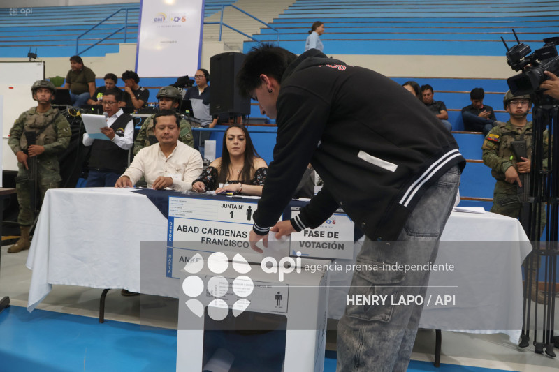 SIMULACRO REFERÉNDUM Y CONSULTA POPULAR