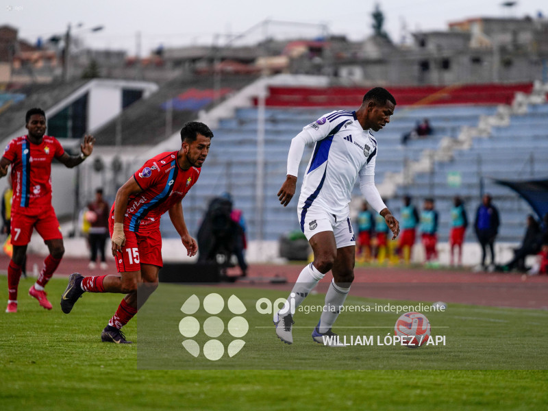 FBL LIGA ECUABET NACIONAL VS EMELEC
