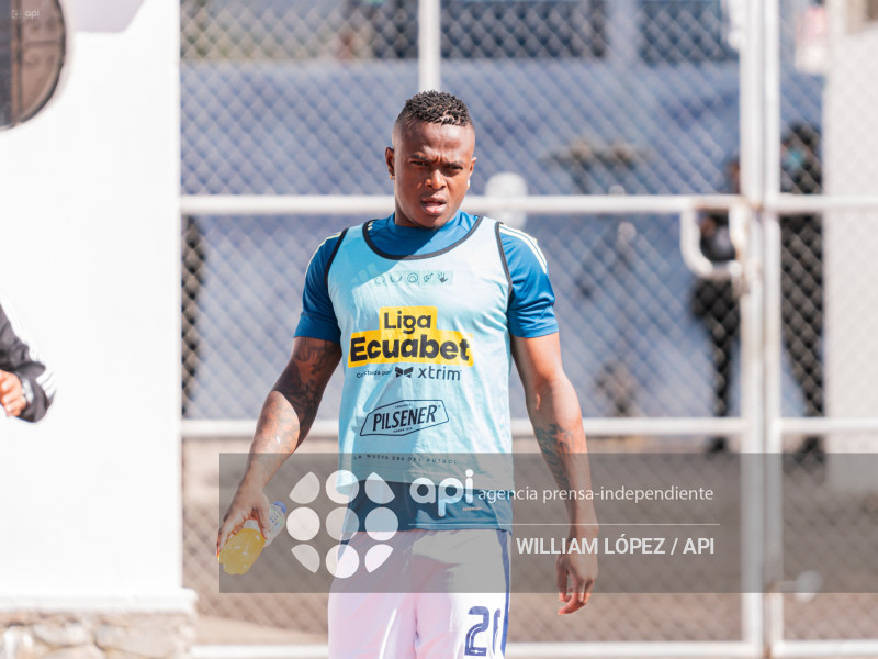 FBL LIGA ECUABET NACIONAL VS EMELEC