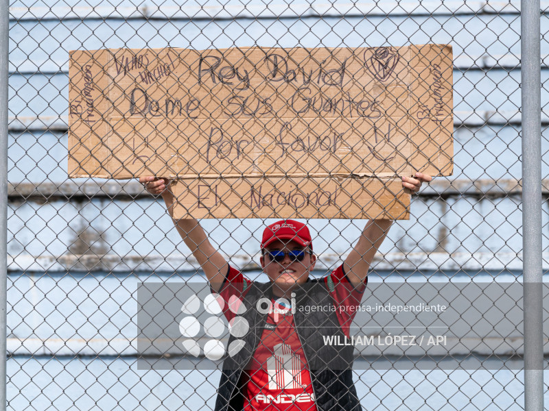 FBL LIGA ECUABET NACIONAL VS EMELEC