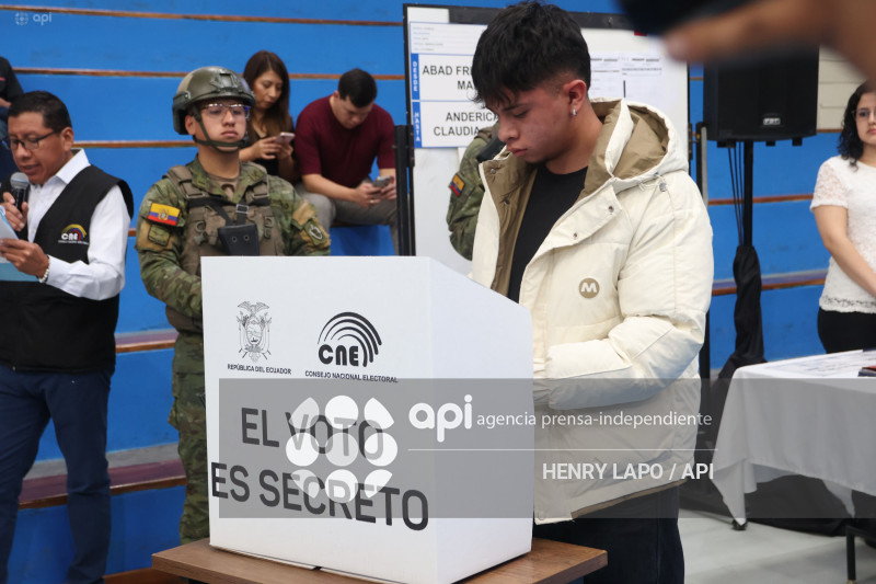 SIMULACRO REFERÉNDUM Y CONSULTA POPULAR