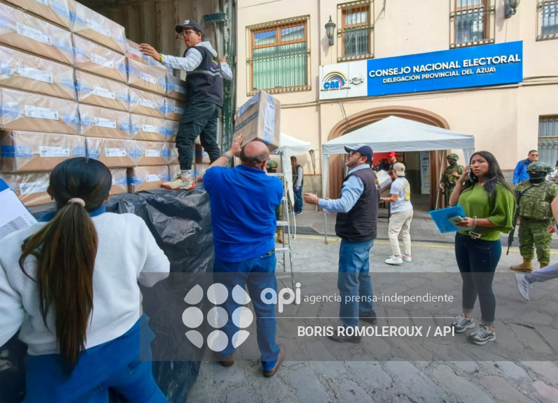 CUENCA-MATERIAL ELECTORAL-CONSULTA POPULAR