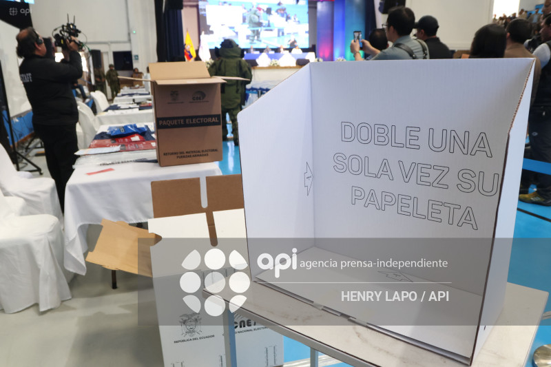 SIMULACRO REFERÉNDUM Y CONSULTA POPULAR