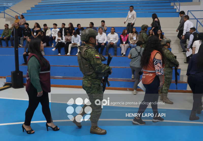 SIMULACRO REFERÉNDUM Y CONSULTA POPULAR