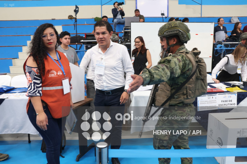 SIMULACRO REFERÉNDUM Y CONSULTA POPULAR