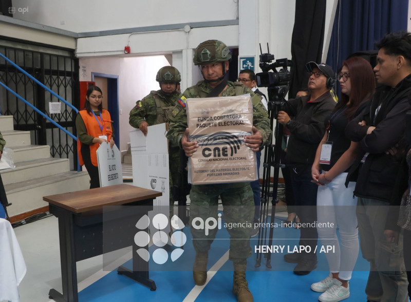 SIMULACRO REFERÉNDUM Y CONSULTA POPULAR