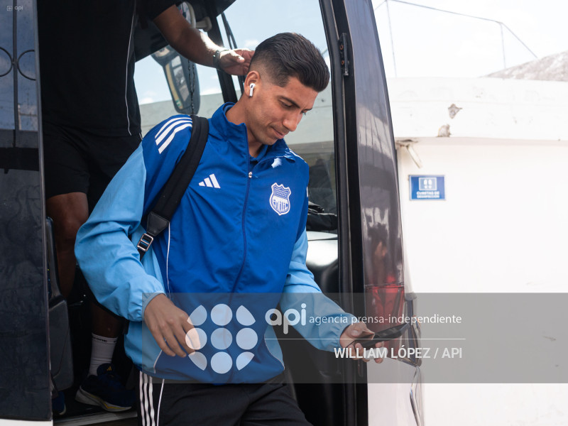 FBL LIGA ECUABET NACIONAL VS EMELEC