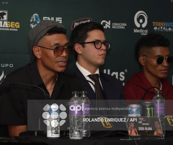 RUEDA DE PRENSA CARTELERA BOXISTICA ERICK BONE