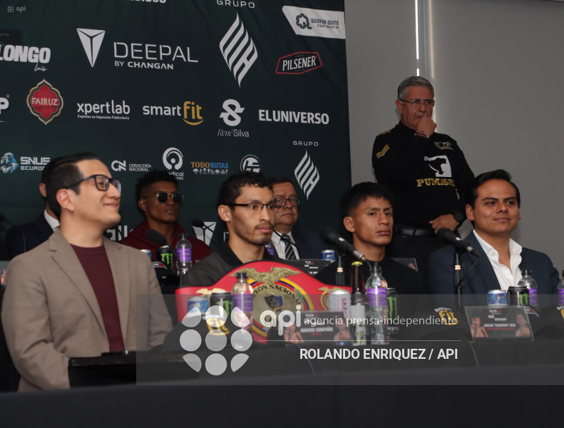 RUEDA DE PRENSA CARTELERA BOXISTICA ERICK BONE