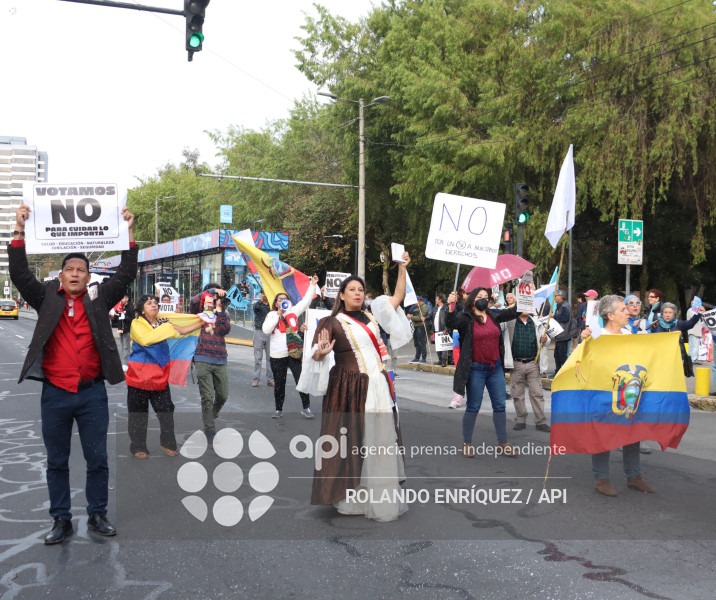 MARCHA ORGANIZACIONES SOCIALES POR EL NO