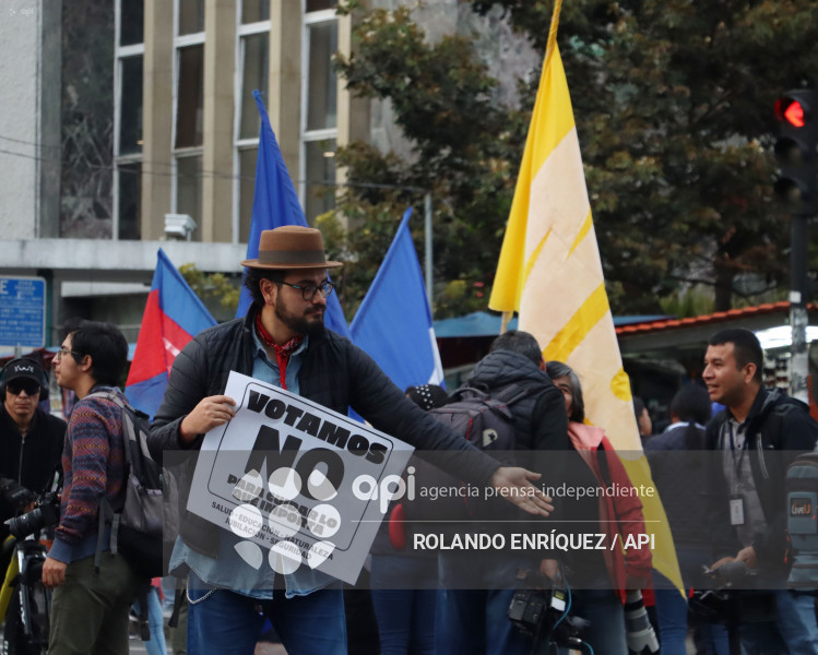 MARCHA ORGANIZACIONES SOCIALES POR EL NO