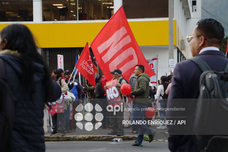 MARCHA ORGANIZACIONES SOCIALES POR EL NO