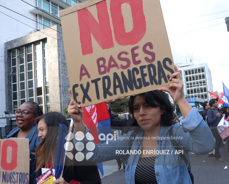 MARCHA ORGANIZACIONES SOCIALES POR EL NO