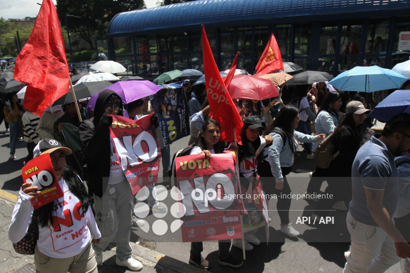 MARCHA FEUE POR EL NO