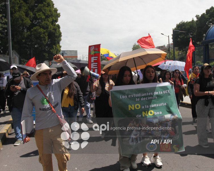 MARCHA FEUE POR EL NO