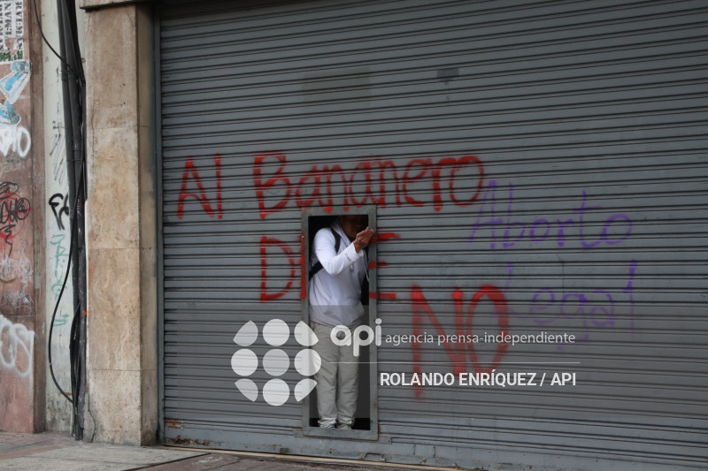 MARCHA ORGANIZACIONES SOCIALES POR EL NO