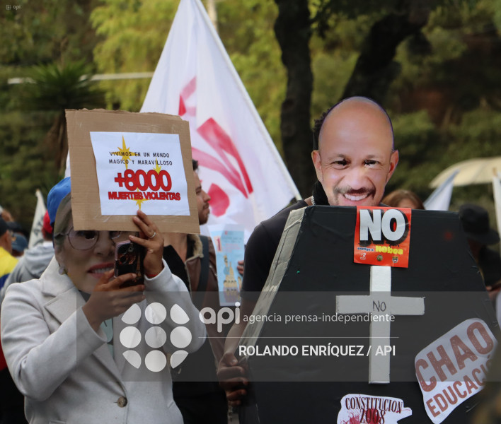MARCHA ORGANIZACIONES SOCIALES POR EL NO