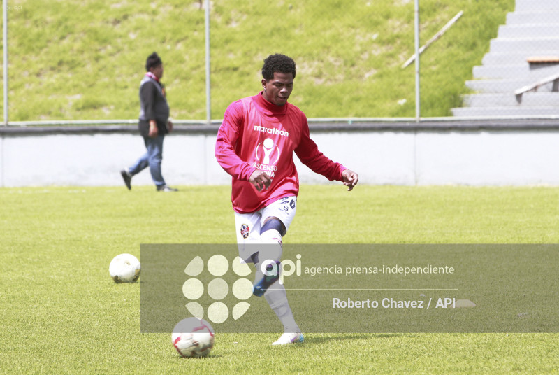 FBL GUARANDA FC VS LIGA DE PORTOVIEJO