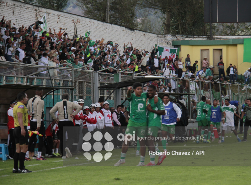 FBL GUARANDA FC VS LIGA DE PORTOVIEJO