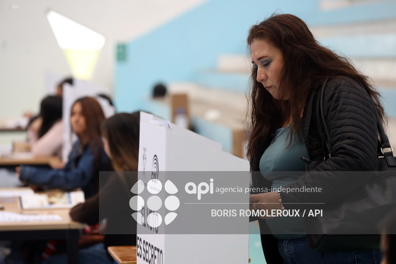 CUENCA-REFERENDUM-CONSULTA POPULAR