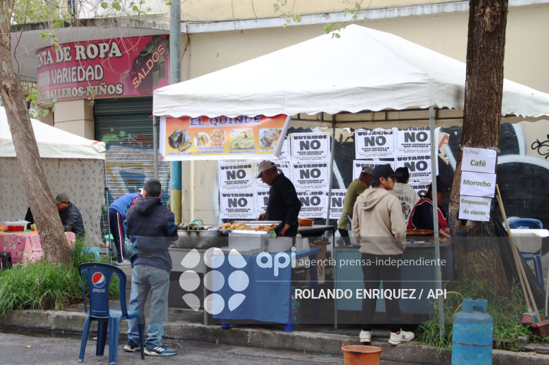 UIO REFERENDUM Y CONSULTA POPULAR 2025