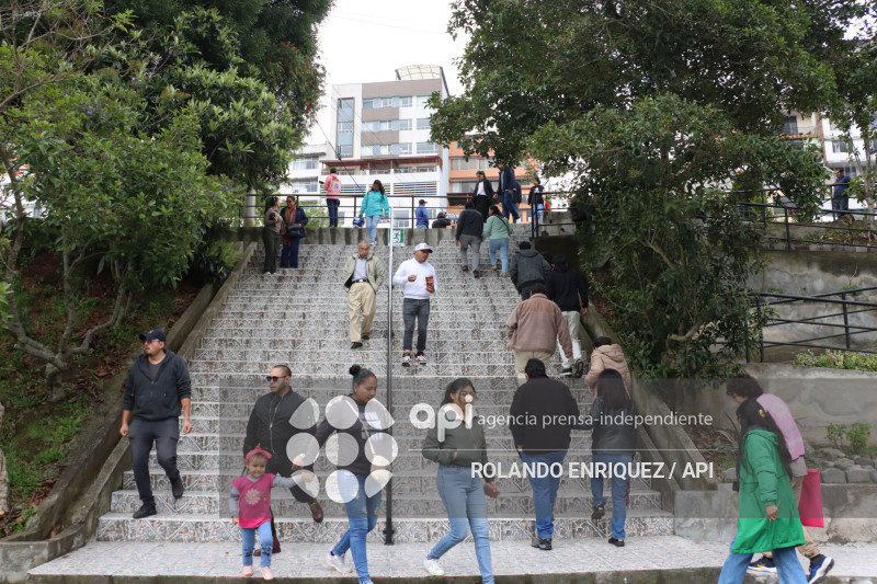 UIO REFERENDUM Y CONSULTA POPULAR 2025