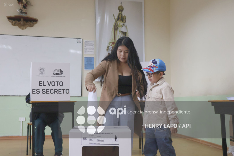 UIO REFERÉNDUM Y CONSULTA POPULAR 2025