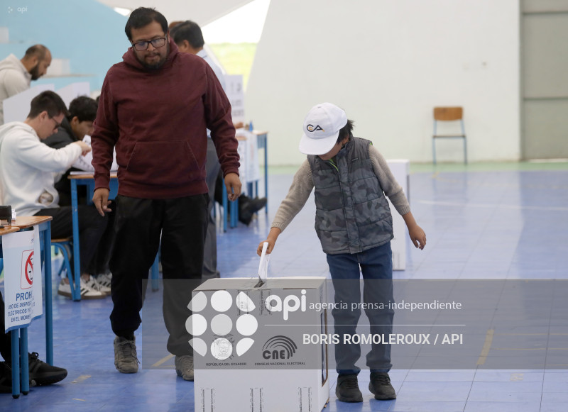 CUENCA-REFERENDUM-CONSULTA POPULAR