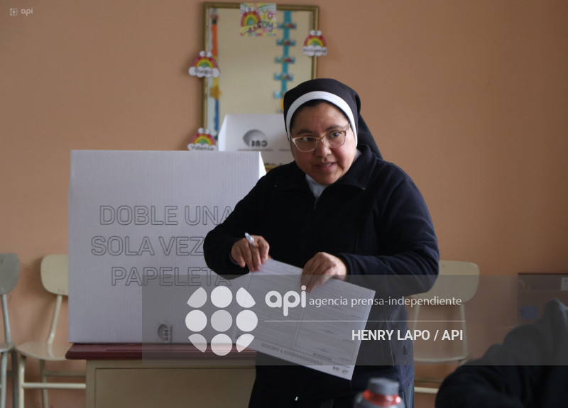 UIO REFERÉNDUM Y CONSULTA POPULAR 2025