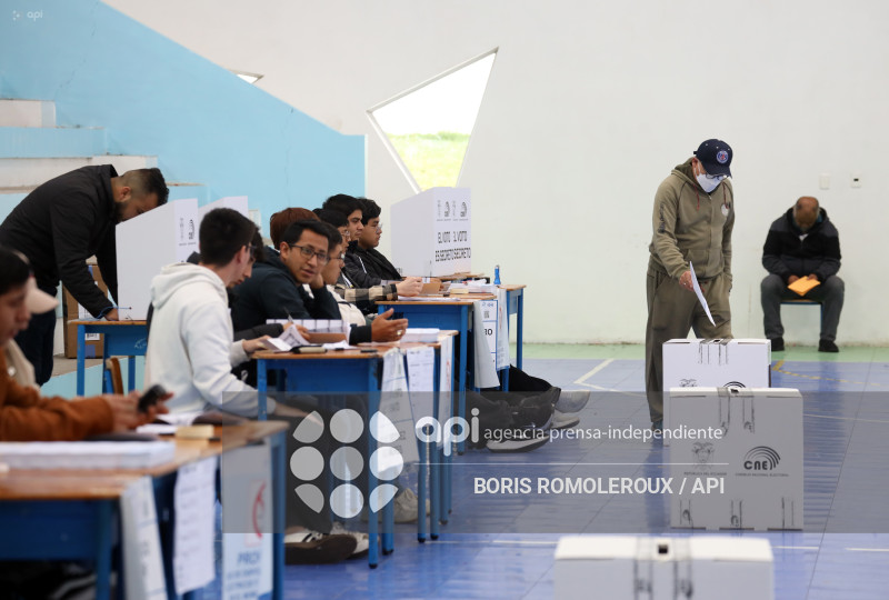 CUENCA-REFERENDUM-CONSULTA POPULAR