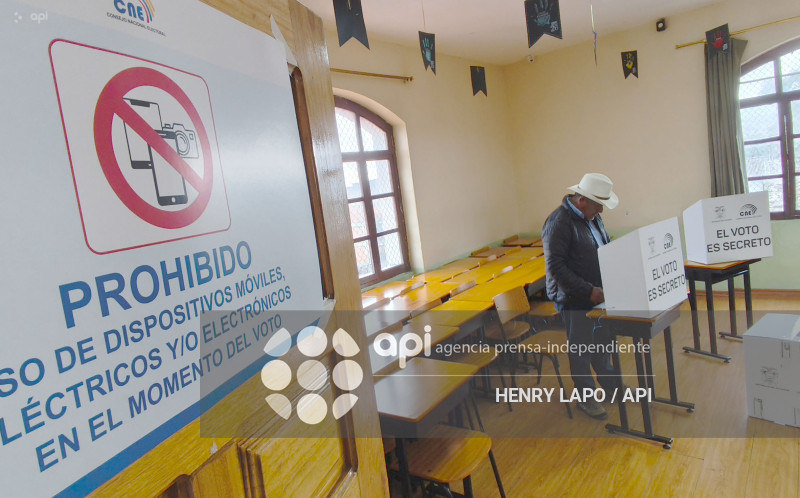 UIO REFERÉNDUM Y CONSULTA POPULAR 2025