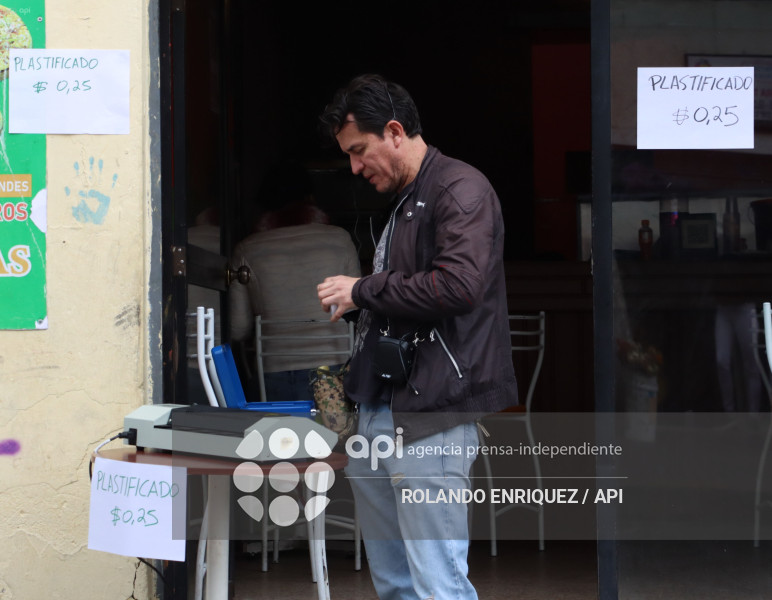 UIO REFERENDUM Y CONSULTA POPULAR 2025