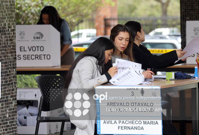 CUENCA-REFERENDUM-CONSULTA POPULAR