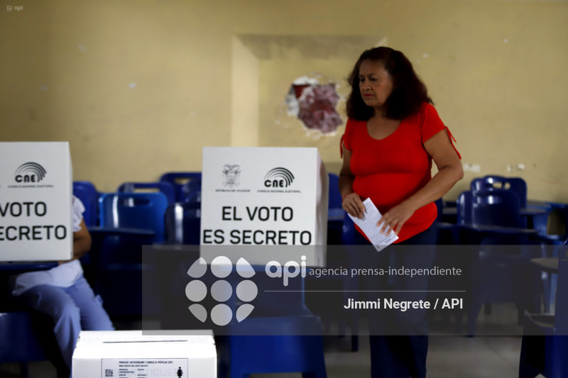 REFERÉNDUM Y CONSULTA POPULAR 2025