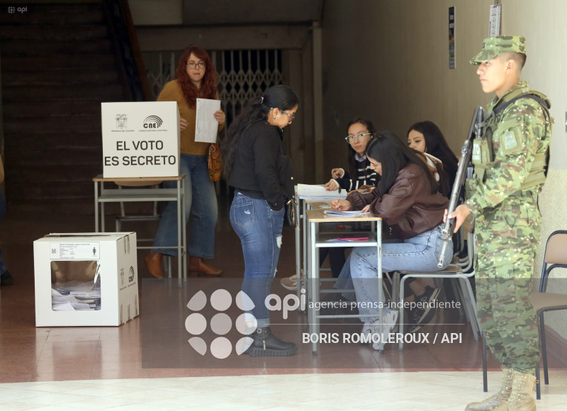 CUENCA-REFERENDUM-CONSULTA POPULAR