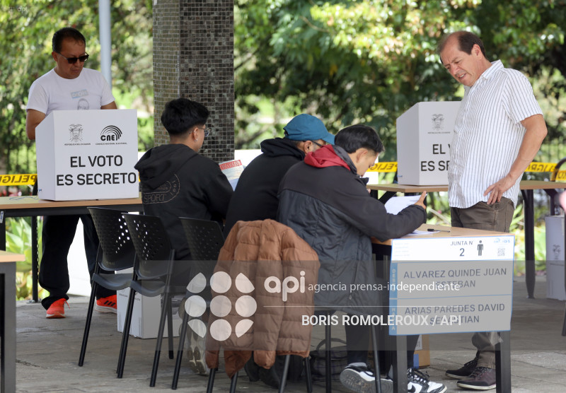 CUENCA-REFERENDUM-CONSULTA POPULAR