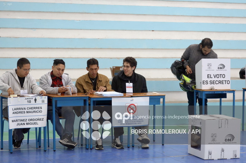 CUENCA-REFERENDUM-CONSULTA POPULAR