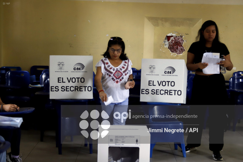 REFERÉNDUM Y CONSULTA POPULAR 2025