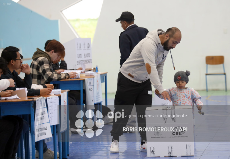 CUENCA-REFERENDUM-CONSULTA POPULAR