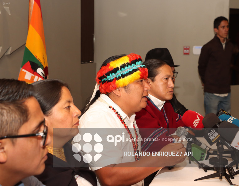 RUEDA DE PRENSA CONAIE SOBRE EL TRIUNFO DEL NO
