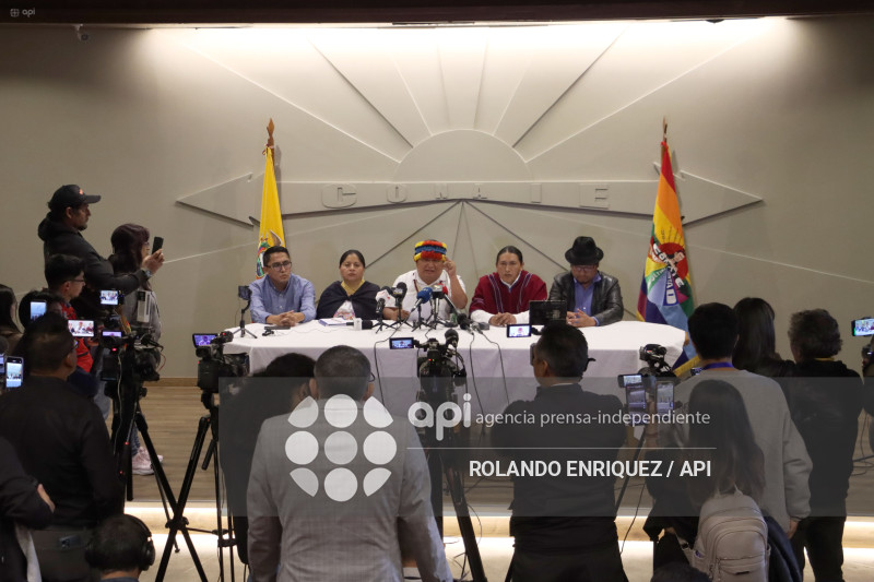 RUEDA DE PRENSA CONAIE SOBRE EL TRIUNFO DEL NO