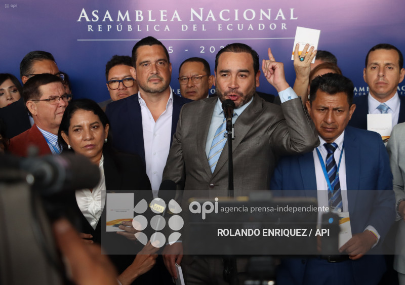 RUEDA DE PRENSA REVOLUCION CIUDADANA ASAMBLEA