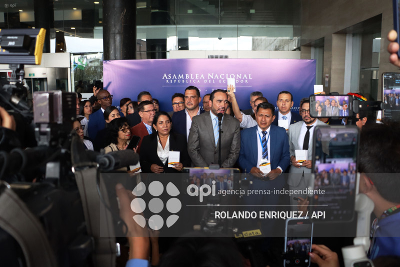 RUEDA DE PRENSA REVOLUCION CIUDADANA ASAMBLEA