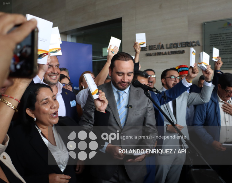 RUEDA DE PRENSA REVOLUCION CIUDADANA ASAMBLEA
