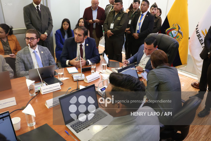 MINISTRO DE TRABAJO COMPARECE COMISION FISCALIZACION