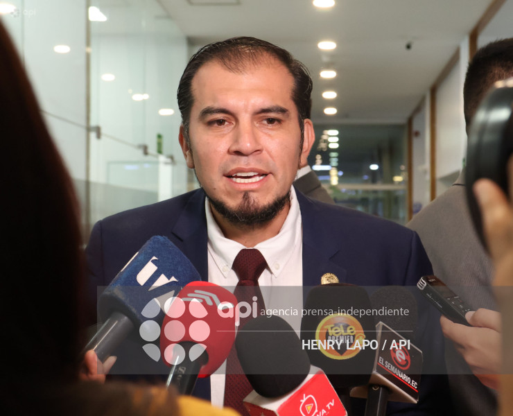 MINISTRO DE TRABAJO COMPARECE COMISION FISCALIZACION