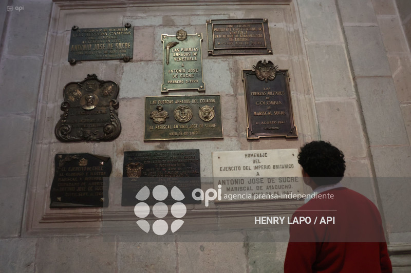 MAUSOLEO ANTONIO JOSE DE SUCRE