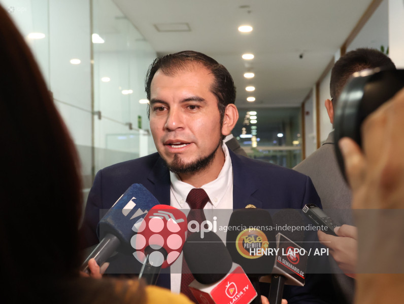 MINISTRO DE TRABAJO COMPARECE COMISION FISCALIZACION