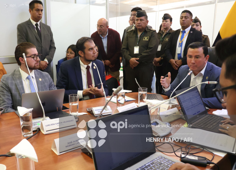 MINISTRO DE TRABAJO COMPARECE COMISION FISCALIZACION